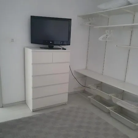 Apartament Garsoniera Cozi